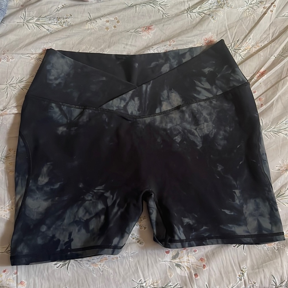Alphalete Black Tie-Dye High-Rise Athletic Shorts
